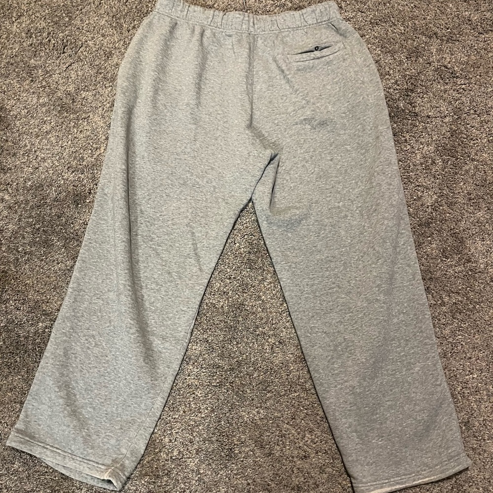 Jordan Sweatpants - Picture 6 of 6